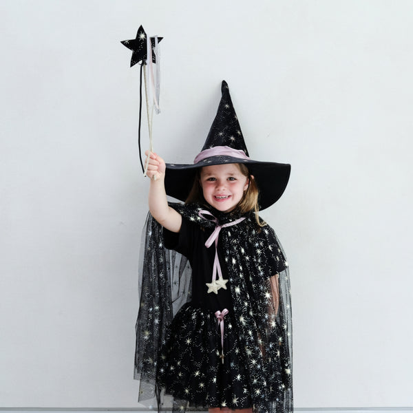 AGATHA TULLE WITCH CAPE