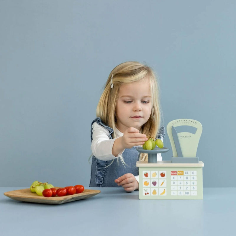 Little Dutch Wooden Weighing Scale