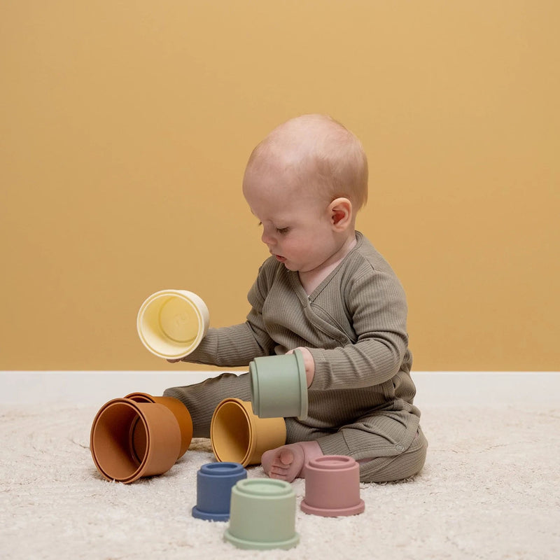 Stacking Cups Vintage