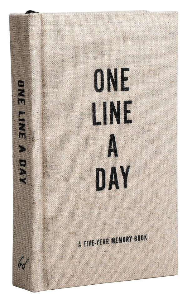 ONE LINE A DAY: A FIVE YEAR MEMORY BOOK (CANVAS)