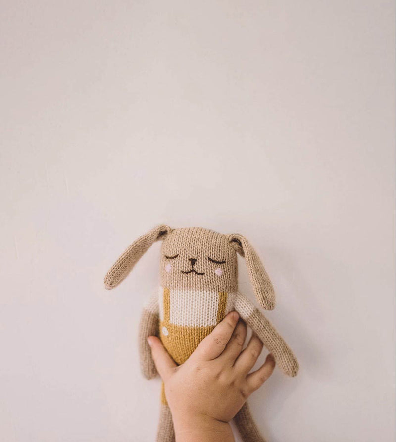 Bunny knit toy - ochre